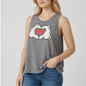 Disney Gray Tee with Heart and Hands Design Mickie and Minnie Medium